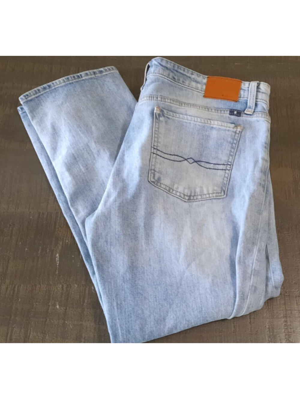Lucky Brand Women's Blue Jeans Sweet Crop Sz 12 Light Wash Whiskers